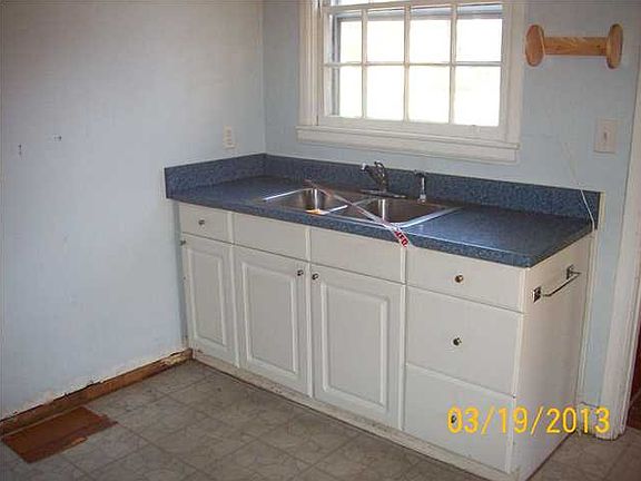 5th image of 5317 Oakdale Ave