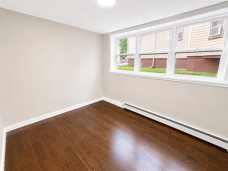 28-32 North Ave — Photo 4