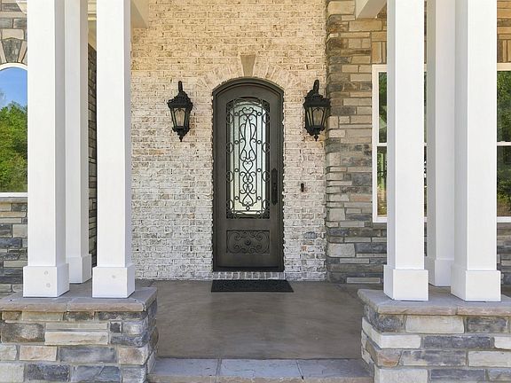5th image of 8287 Bluff Ridge Rd