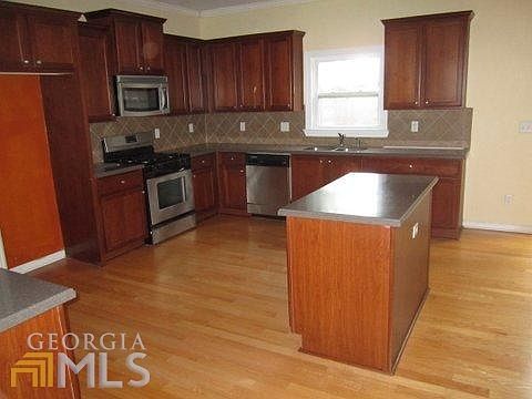 1st image of 80 Mulberry Dr