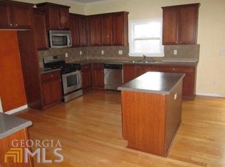 80 Mulberry Dr, Senoia, GA 30276