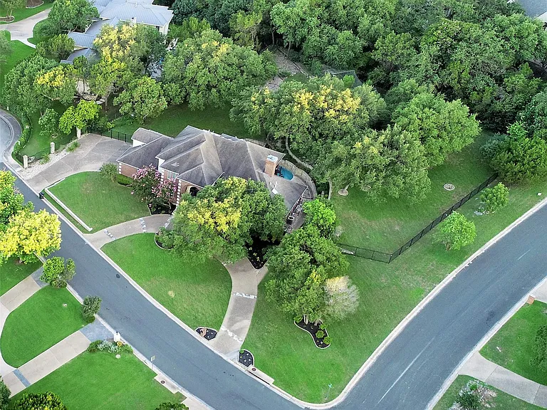 4707 Mantle Dr — Photo 24