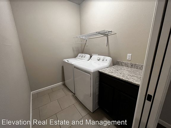 5th image of 1150-1168 N Oakland Ave #20919363