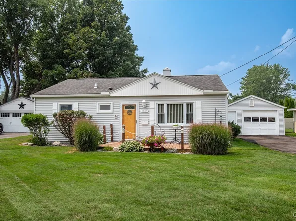 1009 Westbrook Dr, Rome, NY 13440