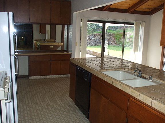 4th image of 1569 Bonita Ct