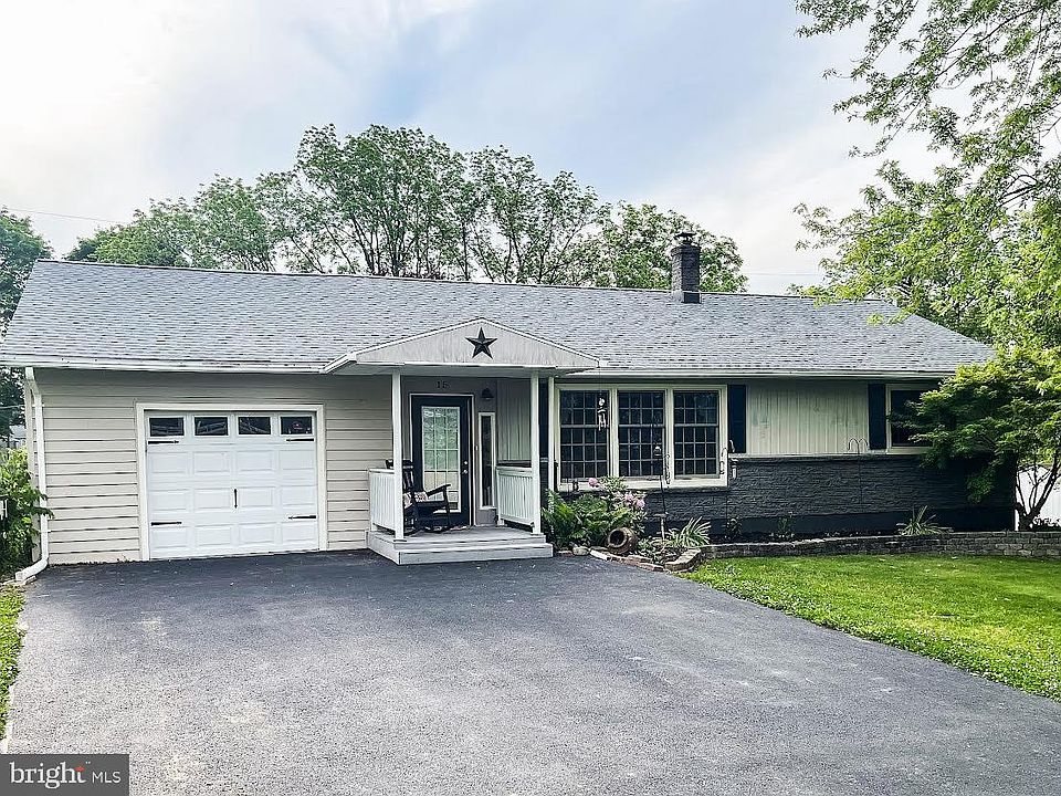 1st image of 15 Alden Ln