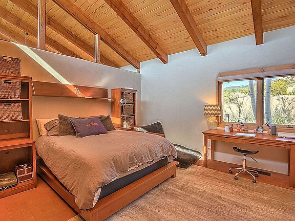 5th image of 35 Tierra Monte Dr NE