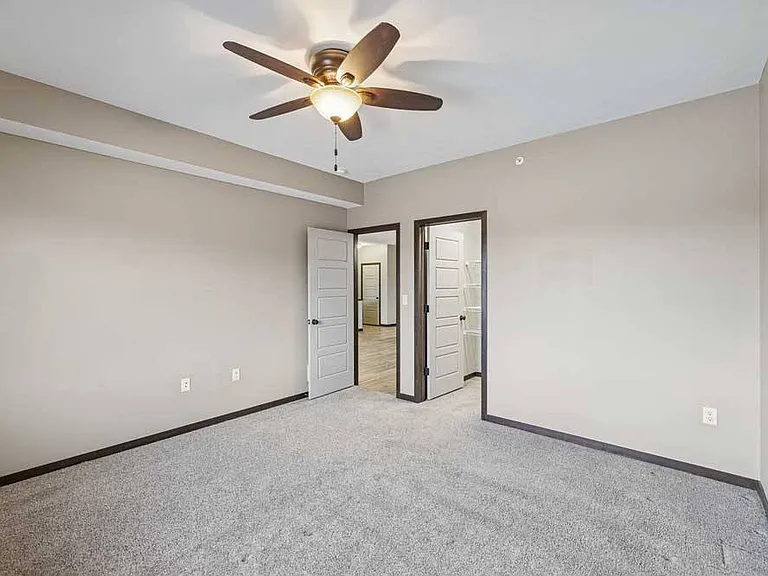 North Pointe Villas — Photo 195