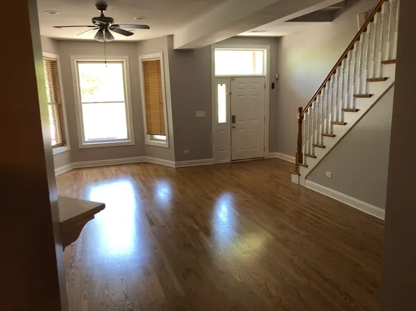 604 N May St #1F, Chicago, IL 60642