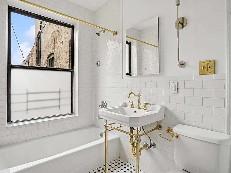 118 Sterling Pl #4A — Photo 8