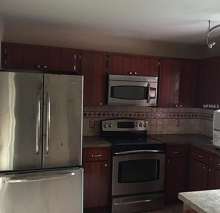 2nd image of 7222 N Hubert Ave