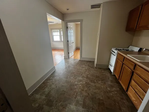 2611 A ST, 2611 A St #C, Lincoln, NE 68502