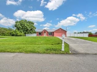 164 SW Sea Lion Rd, Port Saint Lucie, FL 34953