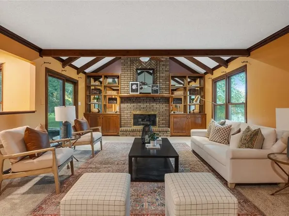 12401 W 150th Ter, Olathe, KS 66062