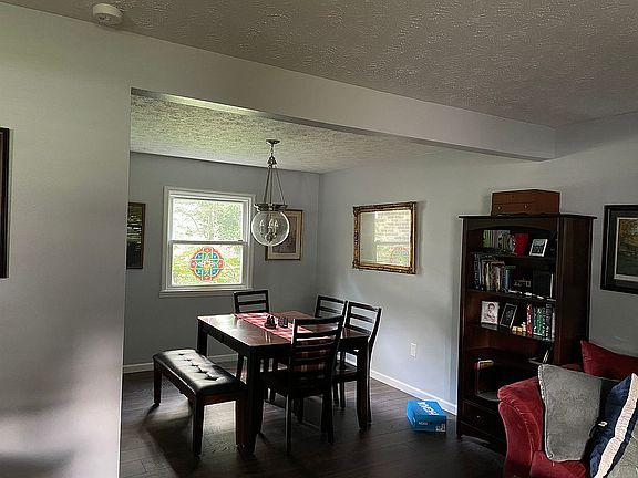 4th image of 1801 Campus Dr