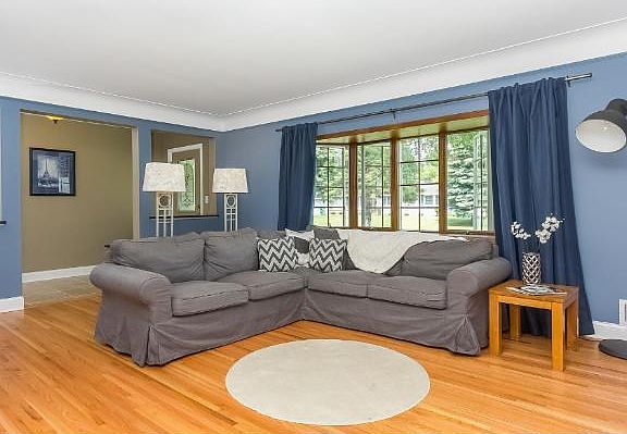 5th image of 6100 Chowen Ave S