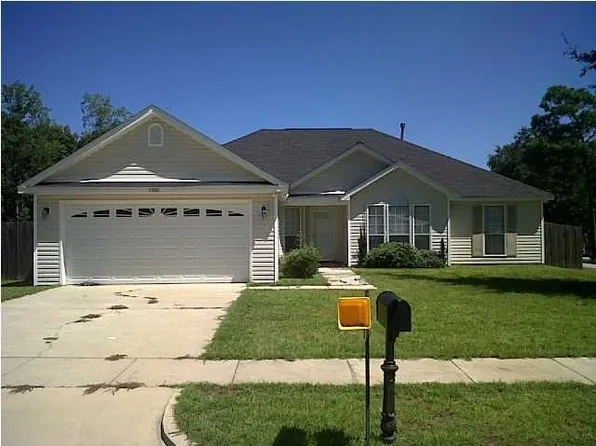1300 Green Wave Ct, Mobile, AL 36618