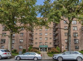 204-15 Foothill Avenue #B77, Hollis, NY