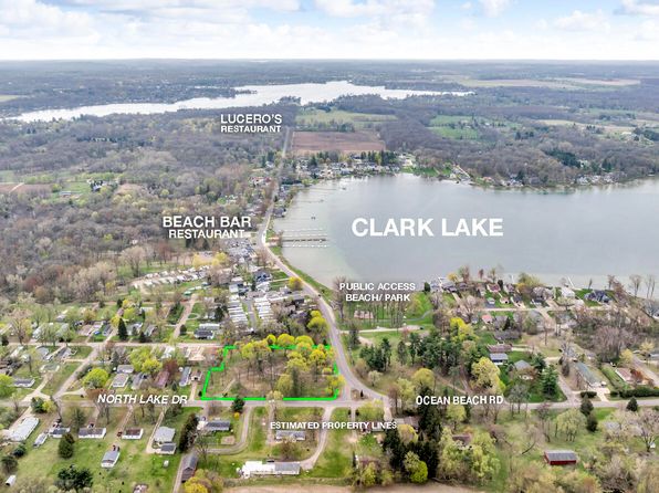 3724 Ocean Beach Rd, Clarklake, MI 49234