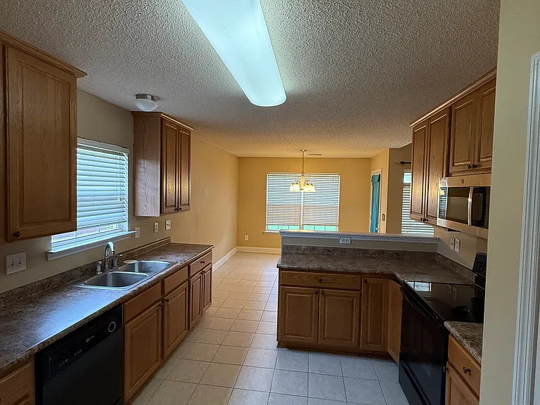 115 High Green Dr — Photo 15