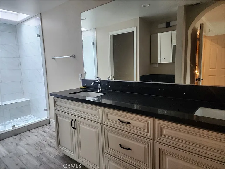607 Murfield Ct — Photo 19