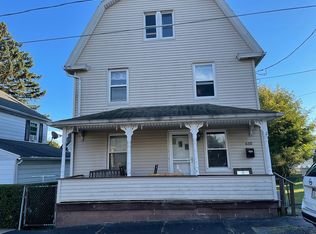 610 Chestnut St, Freeland, PA 18224