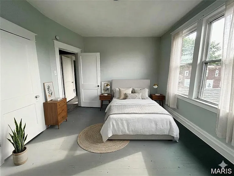 2459 State St #B — Photo 38