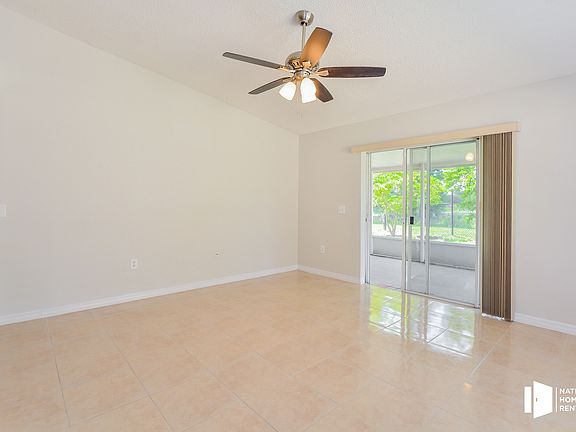 3rd image of 10137 Laxton St