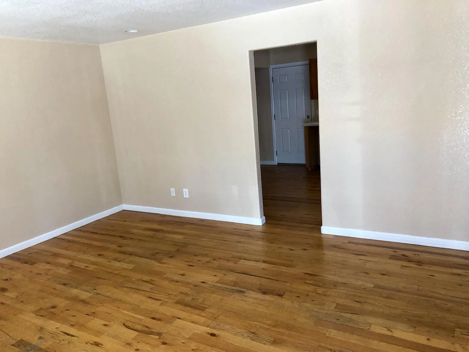 3533 W Virginia Ave — Photo 2