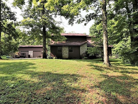 2nd image of 1863 Laurel Farms Ln