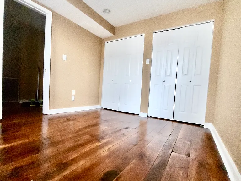 1619 E Berks St — Photo 7