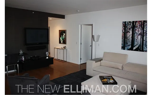 Rented by Douglas Elliman | media 17