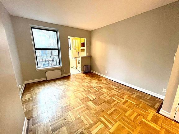 5th image of 510 E 88th St APT 4D