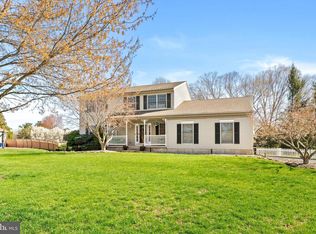 11 Thistle Pl, Robbinsville, NJ 08691