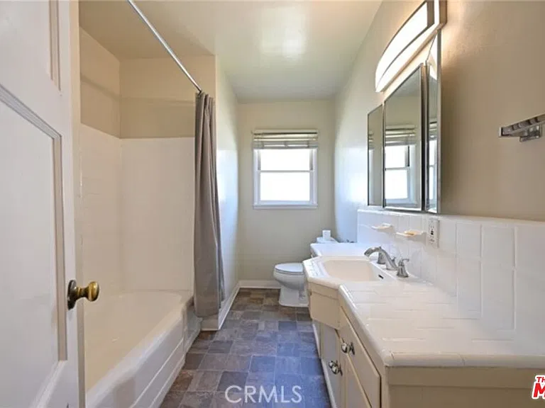 11061 Ohio Ave #3 — Photo 13