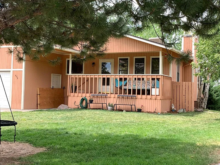 689 Mesa Ave — Photo 1