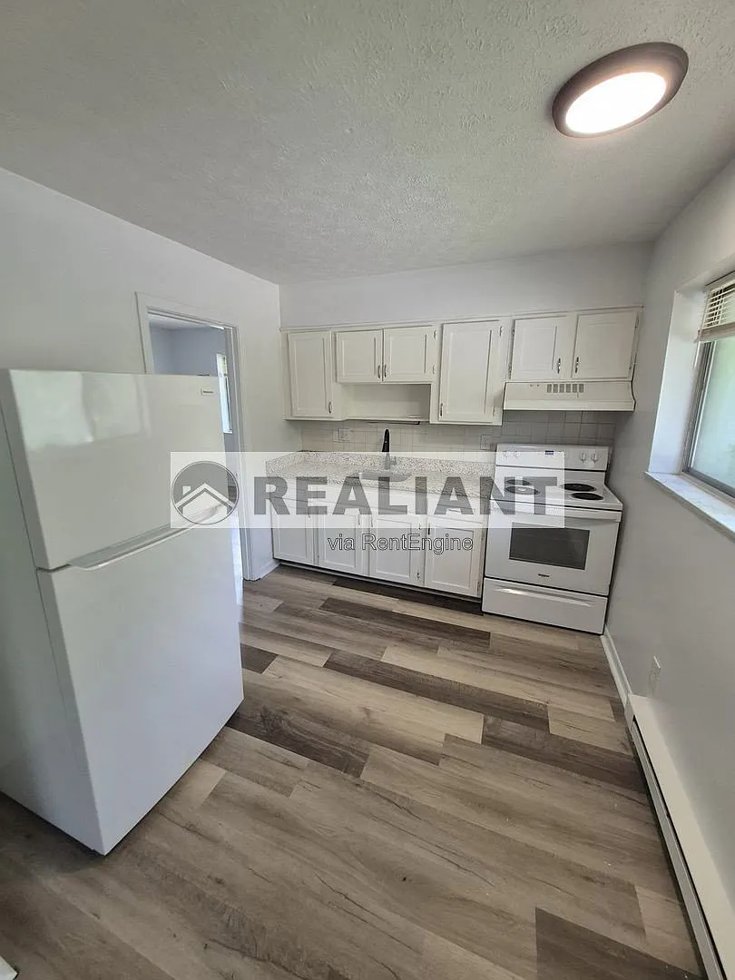 1 bed, 1.0 bath, 525 sqft, $995 — Photo 3