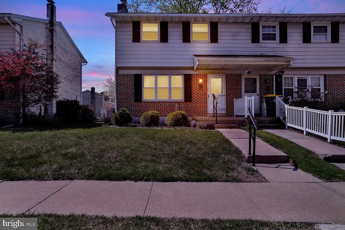 132 W Gaul St photo 1