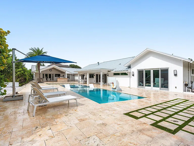 11863 Lake Shore Pl — Photo 49