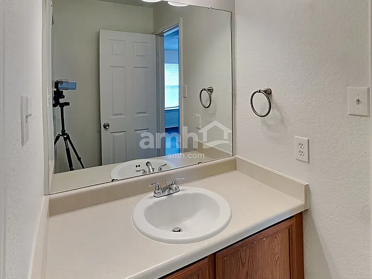 318 Roswell Cyn — Photo 16