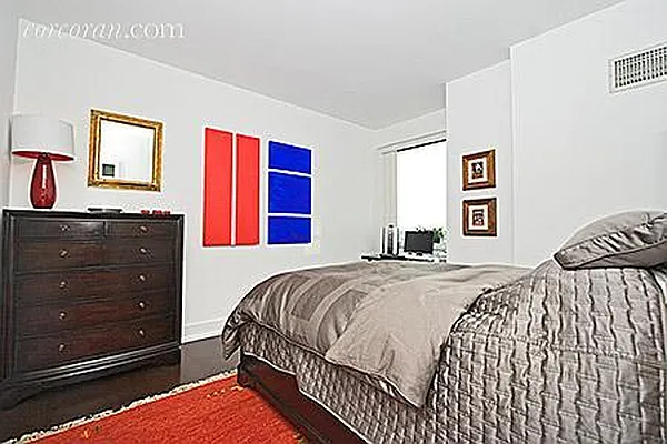 Rented by Corcoran | media 6