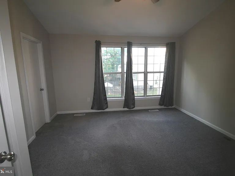 11203 Barnswallow Pl #D — Photo 6