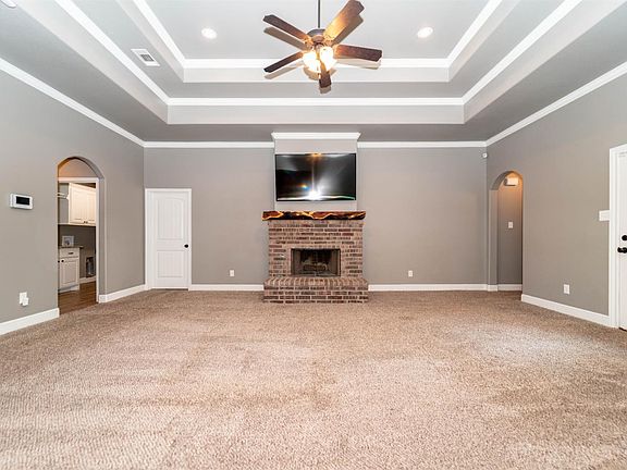 3rd image of 133 Preston Hollow Ln