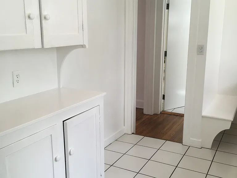 2035 1/4 N Vista Del Mar Ave — Photo 13