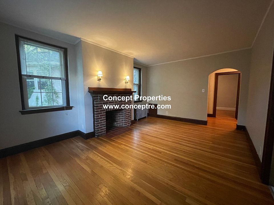 1st image of 119 College Ave #9R