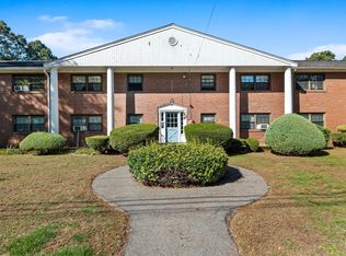 78 Renwick Rd APT A, Wakefield, MA 01880