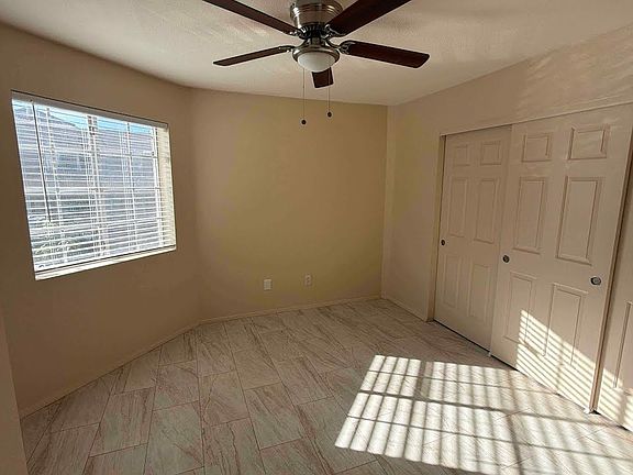 3rd image of 1720 E Thunderbird Rd