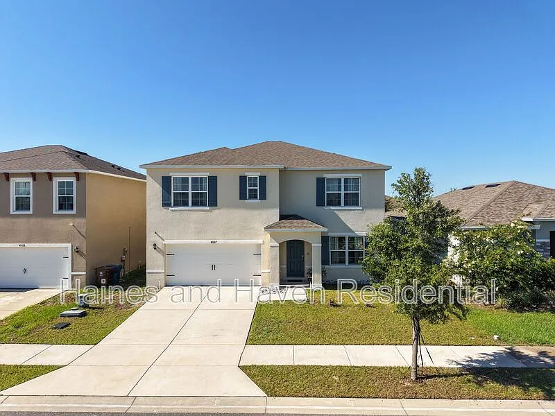 5 bed, 3.0 bath, 2696 sqft, $2,100 — Photo 1