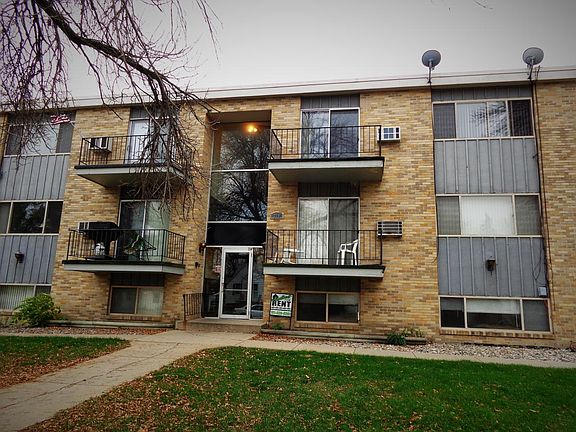 2nd image of 219 2nd Ave W APT 18