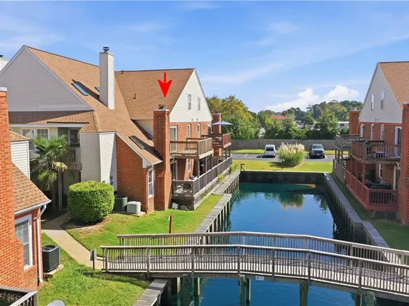 5029 Gatehouse Way, Virginia Beach, VA 23455
